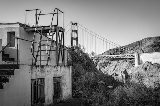 Construction Scene of the Golden Gate Bridge