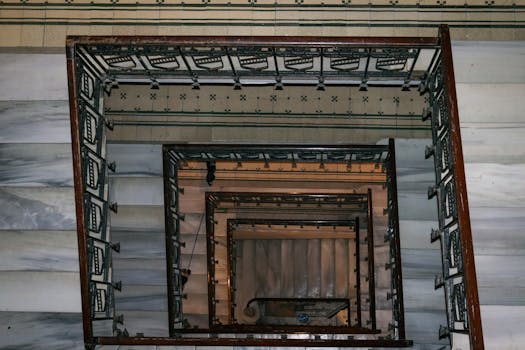 Interior showcasing ornamental woodwork